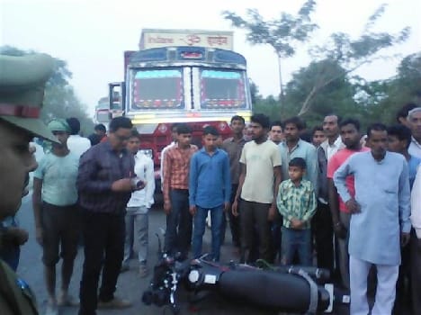 Five killed in road accidents , four wounded